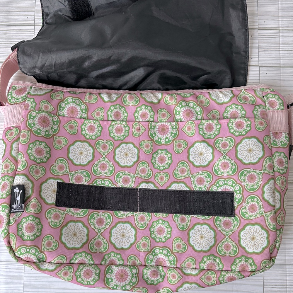 Wildkin Messenger Bag View 3